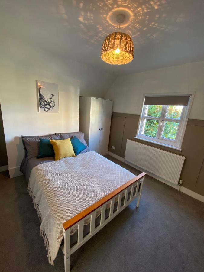 Stylish 2 Bedroom Cottage, Close To Town Centre Вётинг Экстерьер фото